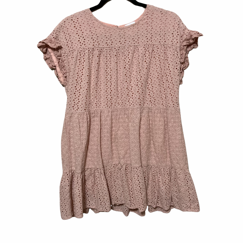 The Mint Julep Womens Eyelet Ruffle Cap Sleeve Blouse Size Small Blush Pink